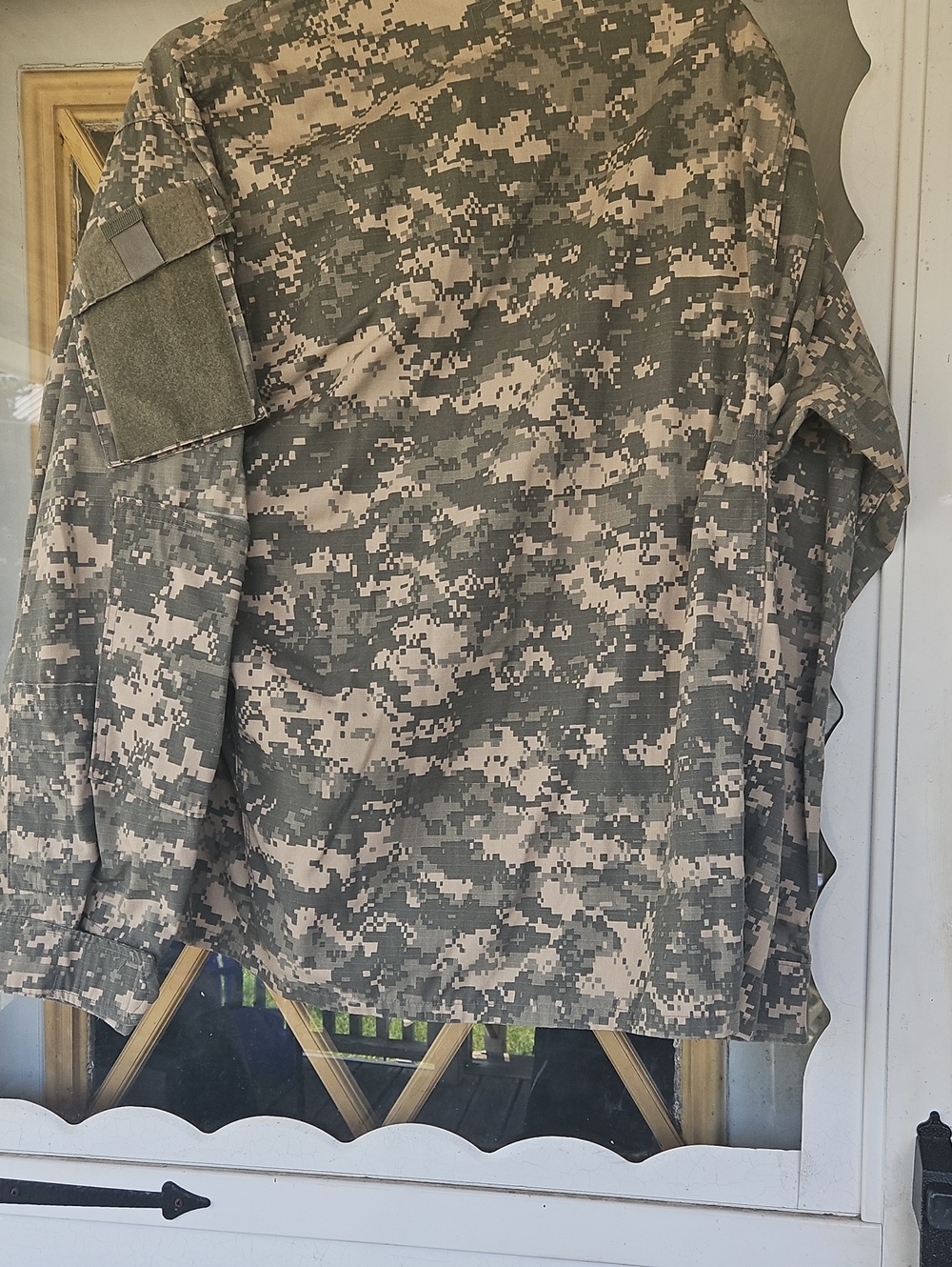 Men's Military-Style Digital Camo Field Jacket - Gray/Tan - Picture 2 of 4